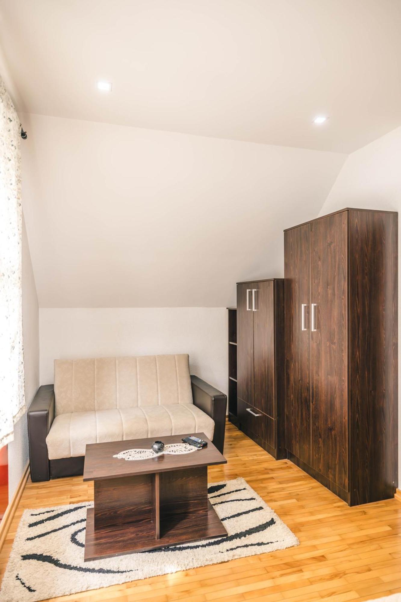 Lodge Zeleni Svet Crni Vrh Exterior foto